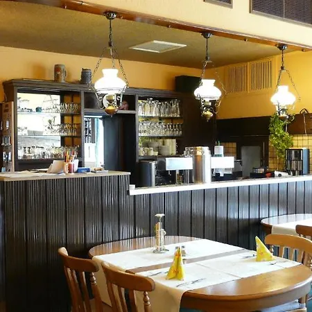 Brucker Hotel 2*